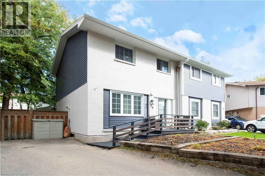 28 GLEN EDEN Court