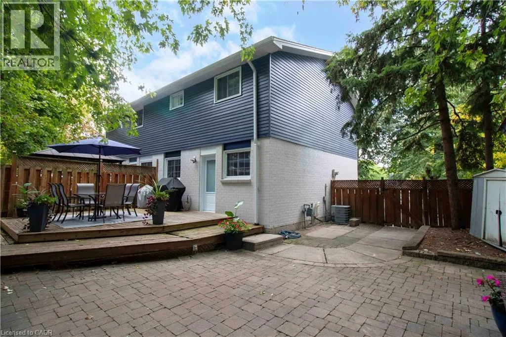 28 GLEN EDEN Court