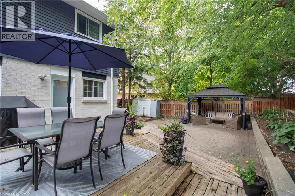 28 GLEN EDEN Court