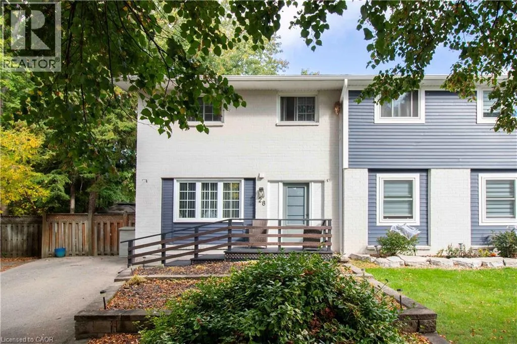 28 GLEN EDEN Court