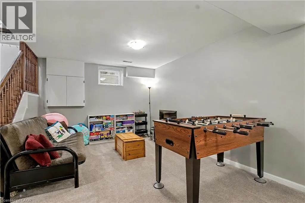 60 LENA Crescent