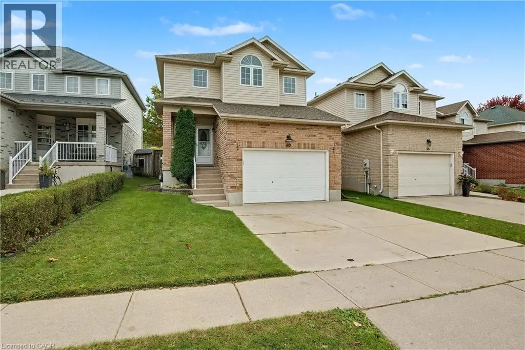 60 LENA Crescent