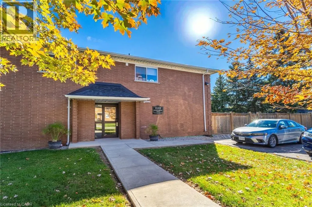 2069 MEADOWBROOK Road Unit# 10, #10