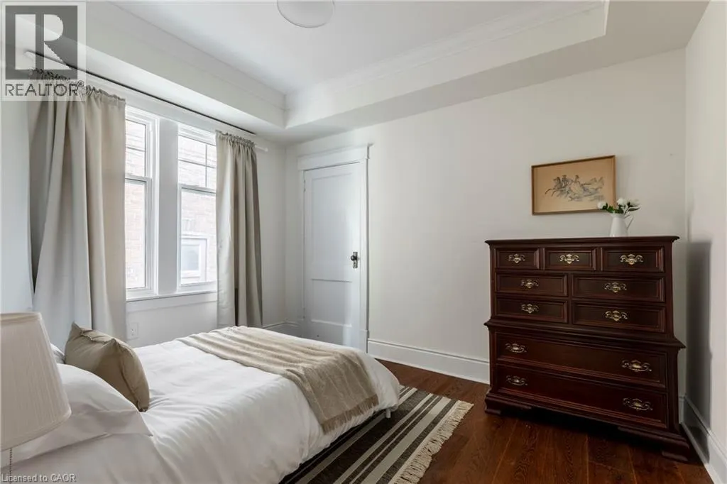 27 CLIFF Avenue