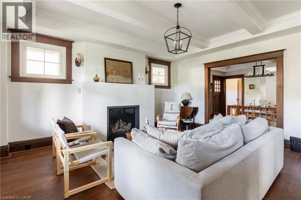 27 CLIFF Avenue