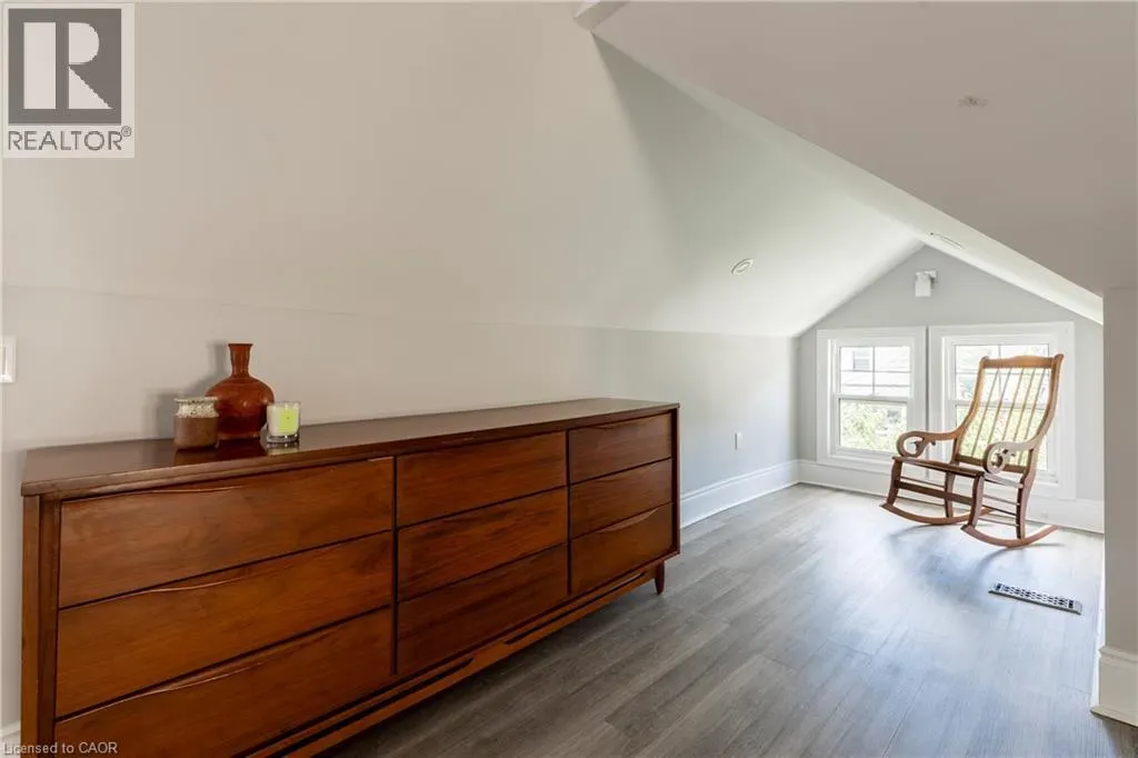27 CLIFF Avenue