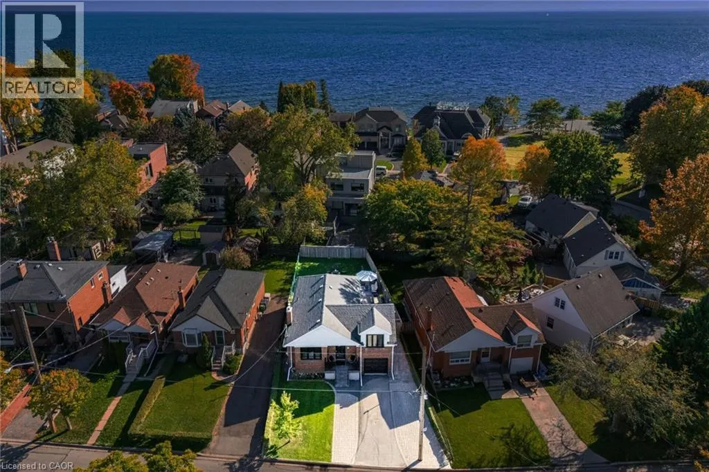 75 EMERALD Crescent