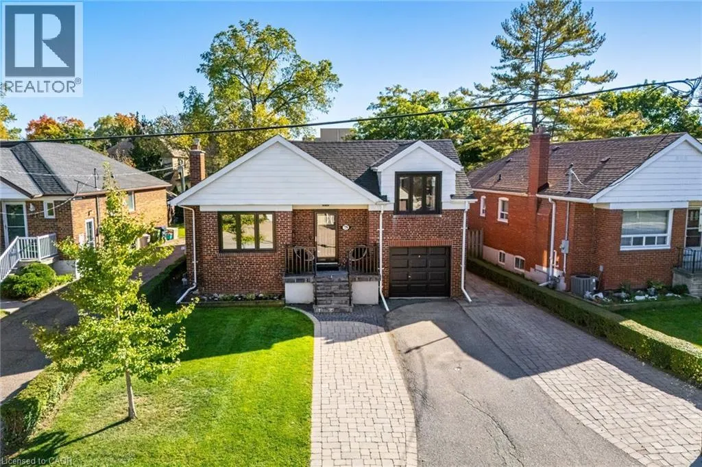 75 EMERALD Crescent