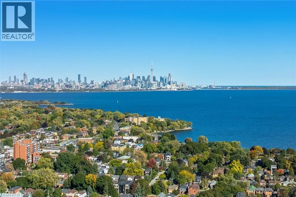 75 EMERALD Crescent