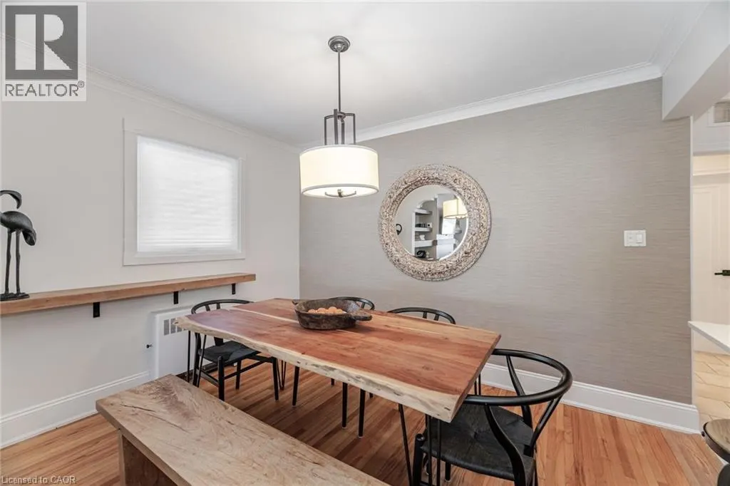 75 EMERALD Crescent