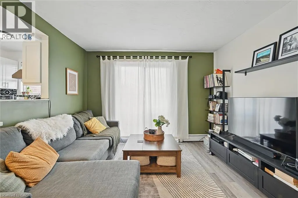 2373 KING Street E Unit# 43, #43