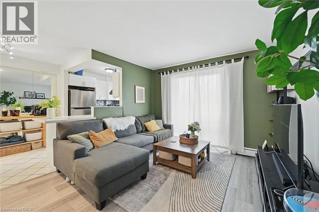 2373 KING Street E Unit# 43, #43