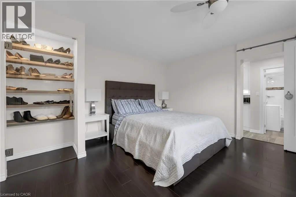 33 ROSEDALE Avenue