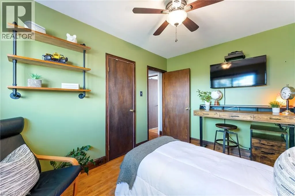 5187 WHITE CHURCH Road E