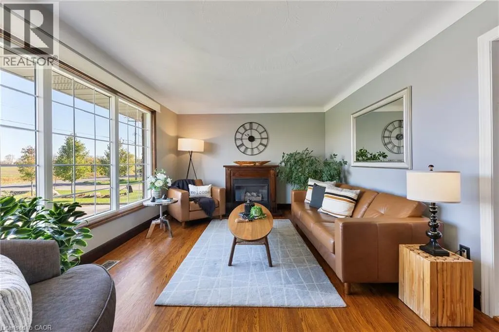 5187 WHITE CHURCH Road E