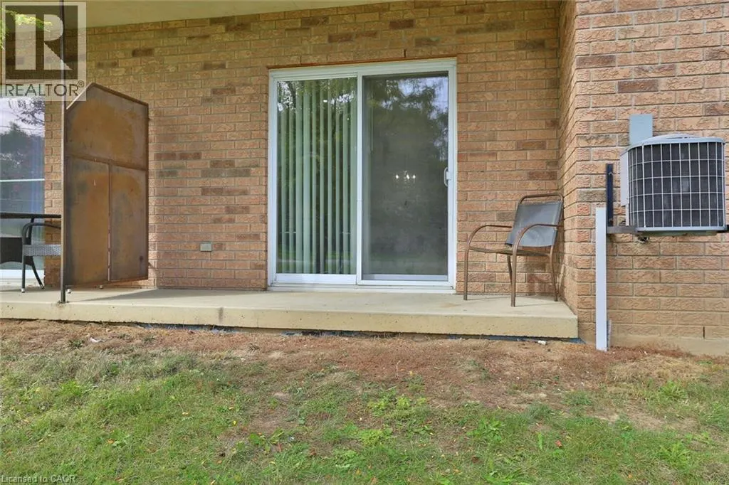 345 BRIARMEADOW Drive Unit# 206, #206