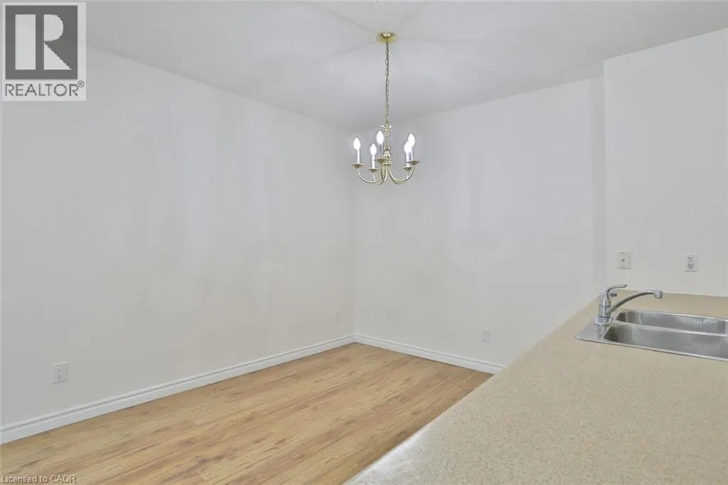 345 BRIARMEADOW Drive Unit# 206, #206
