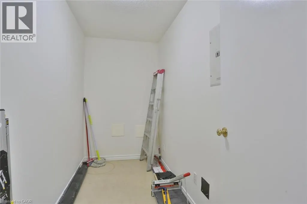 345 BRIARMEADOW Drive Unit# 206, #206