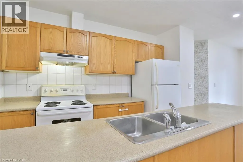 345 BRIARMEADOW Drive Unit# 206, #206