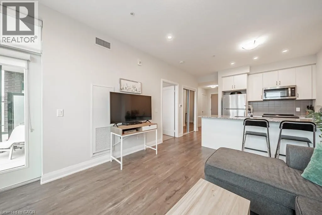 16 CONCORD Place Unit# 118, #118