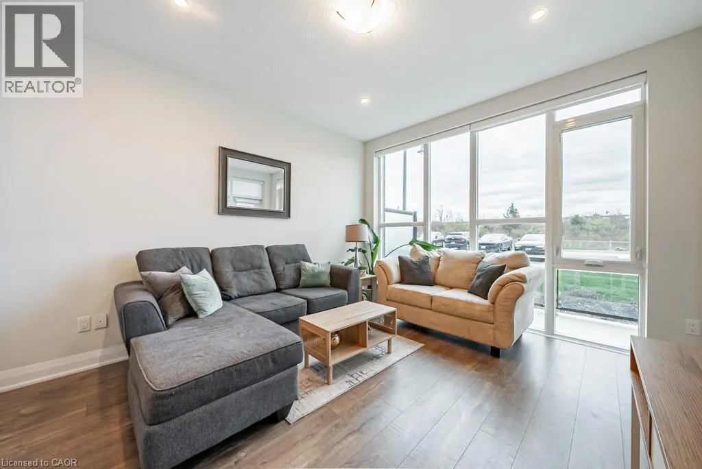 16 CONCORD Place Unit# 118, #118