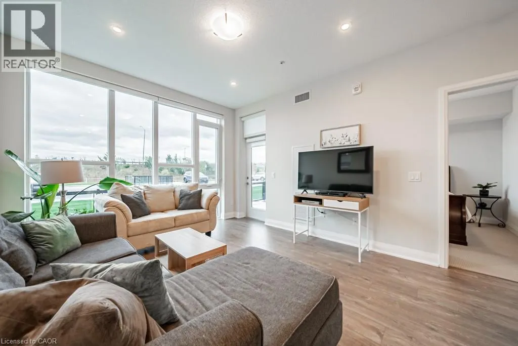 16 CONCORD Place Unit# 118, #118