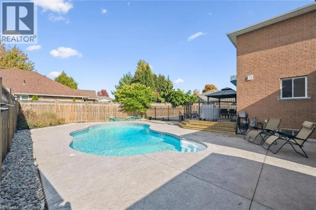334 DANIEL CRES
