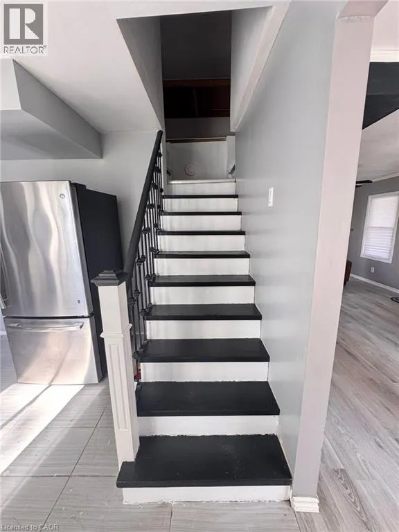 495 GRANDVIEW Road