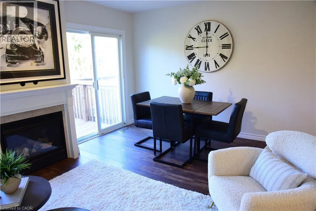 42 GREEN VALLEY Drive Unit# 19, #19