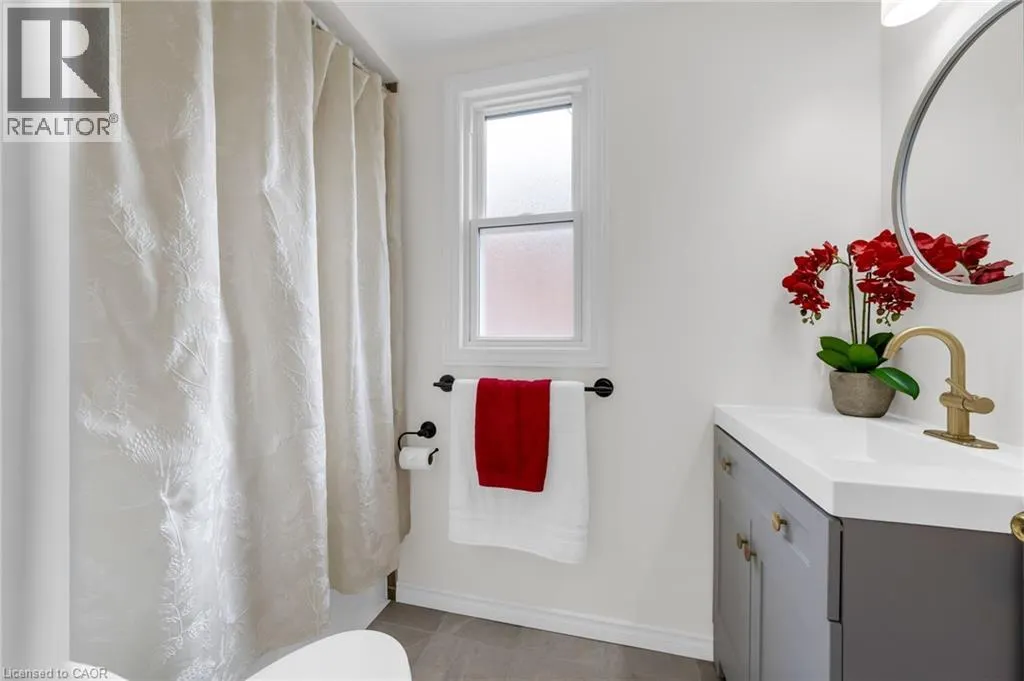 475 EAST 38TH Street