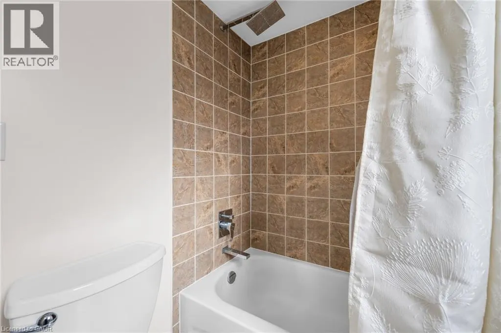 475 EAST 38TH Street