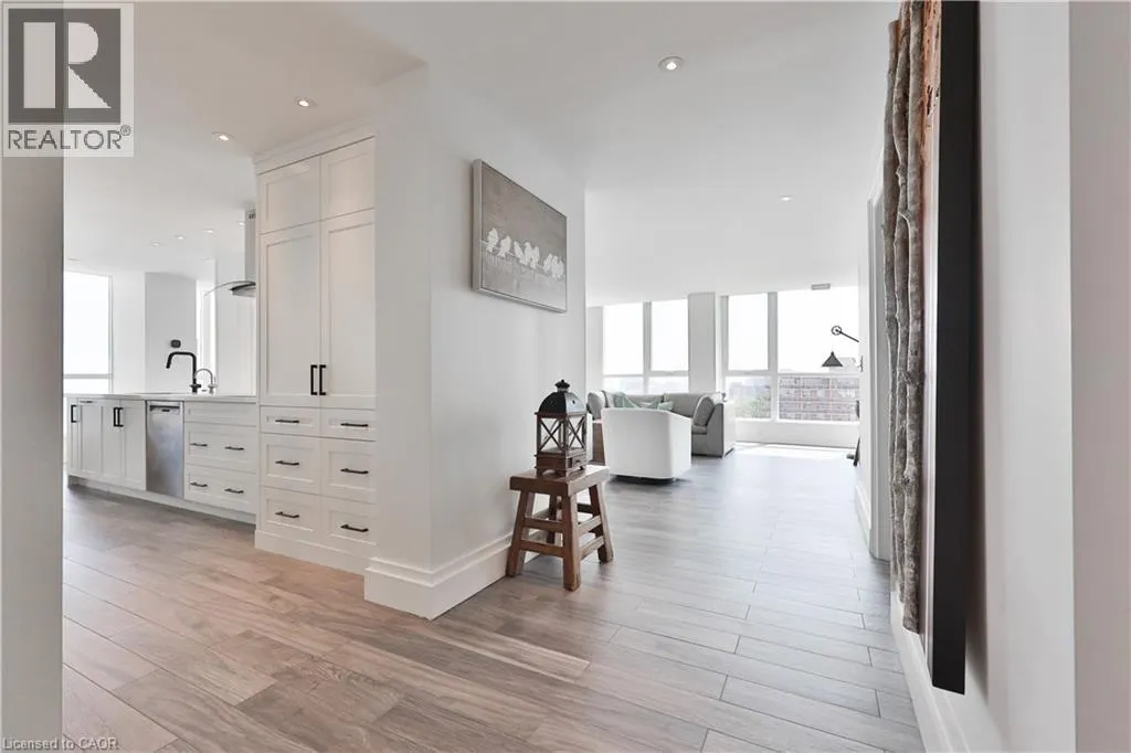 415 LOCUST Street Unit# 1103, #1103