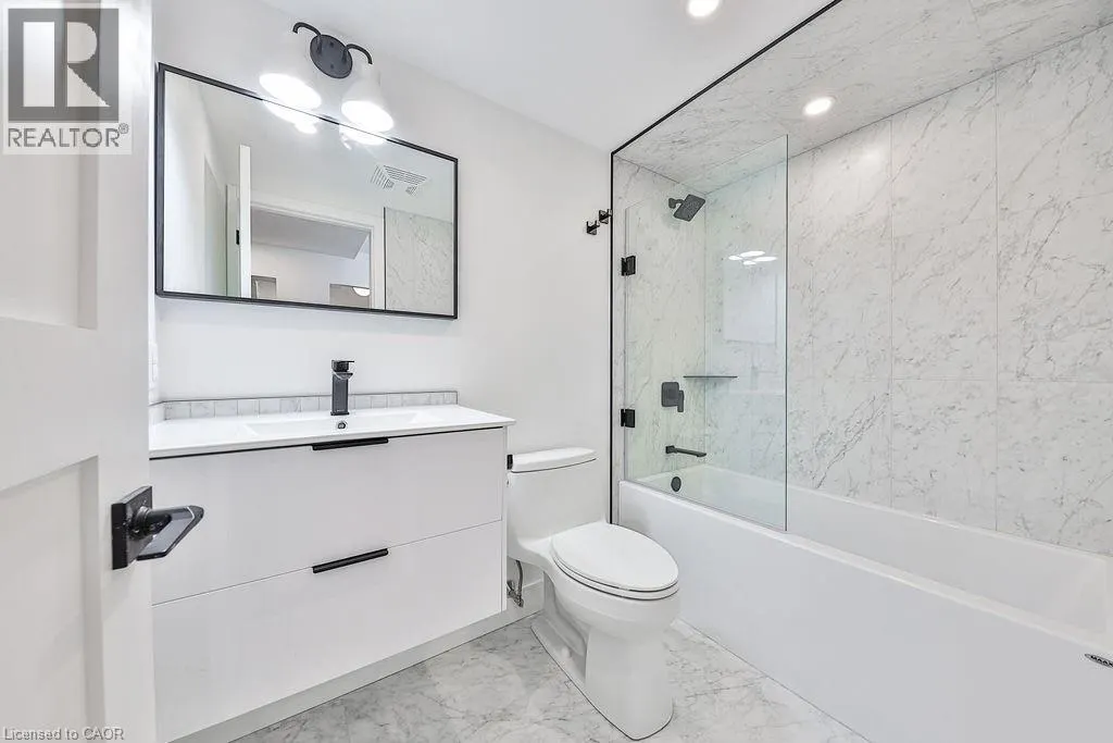 185 ROBINSON Street Unit# 405, #405