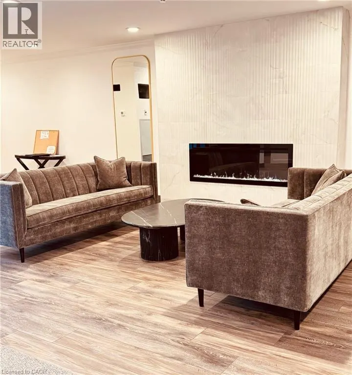 185 ROBINSON Street Unit# 405, #405