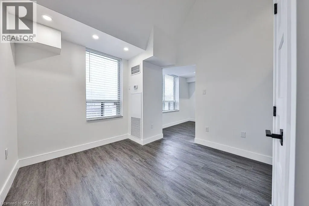 185 ROBINSON Street Unit# 405, #405