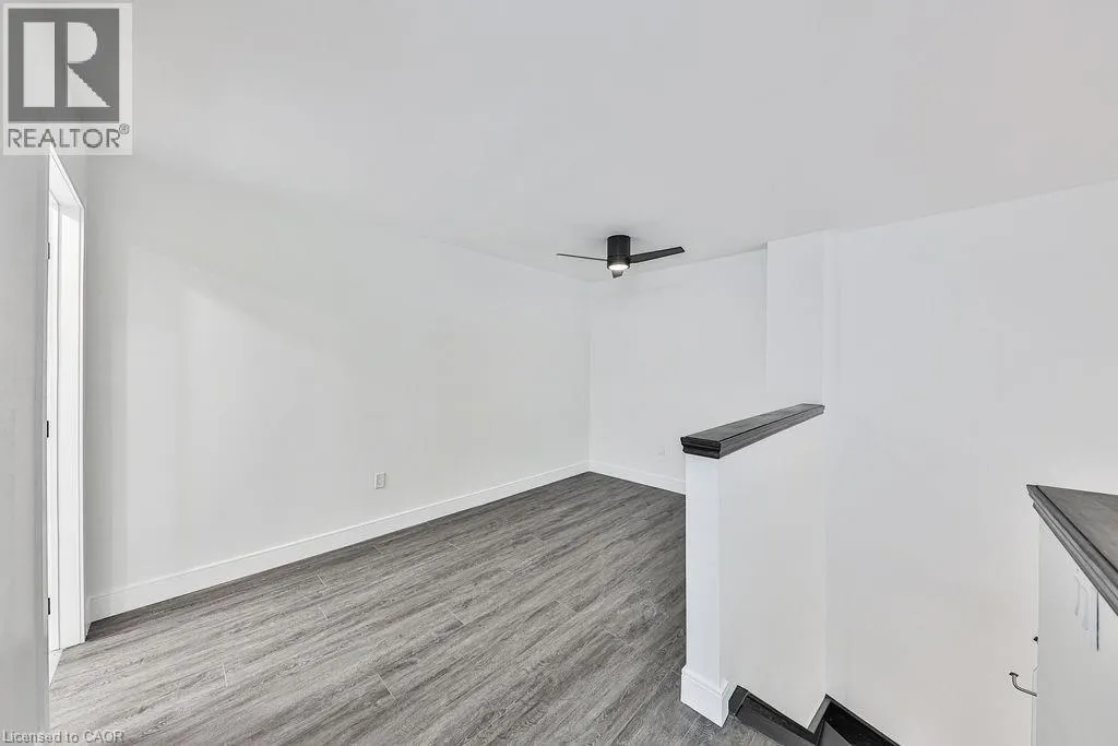 185 ROBINSON Street Unit# 405, #405