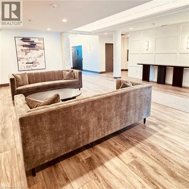 185 ROBINSON Street Unit# 405, #405