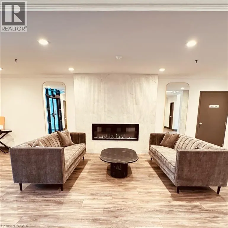 185 ROBINSON Street Unit# 405, #405