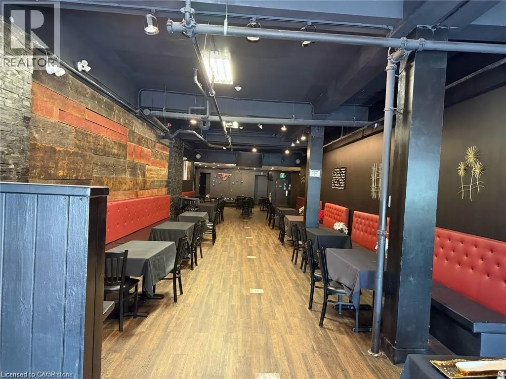 179 KING Street W