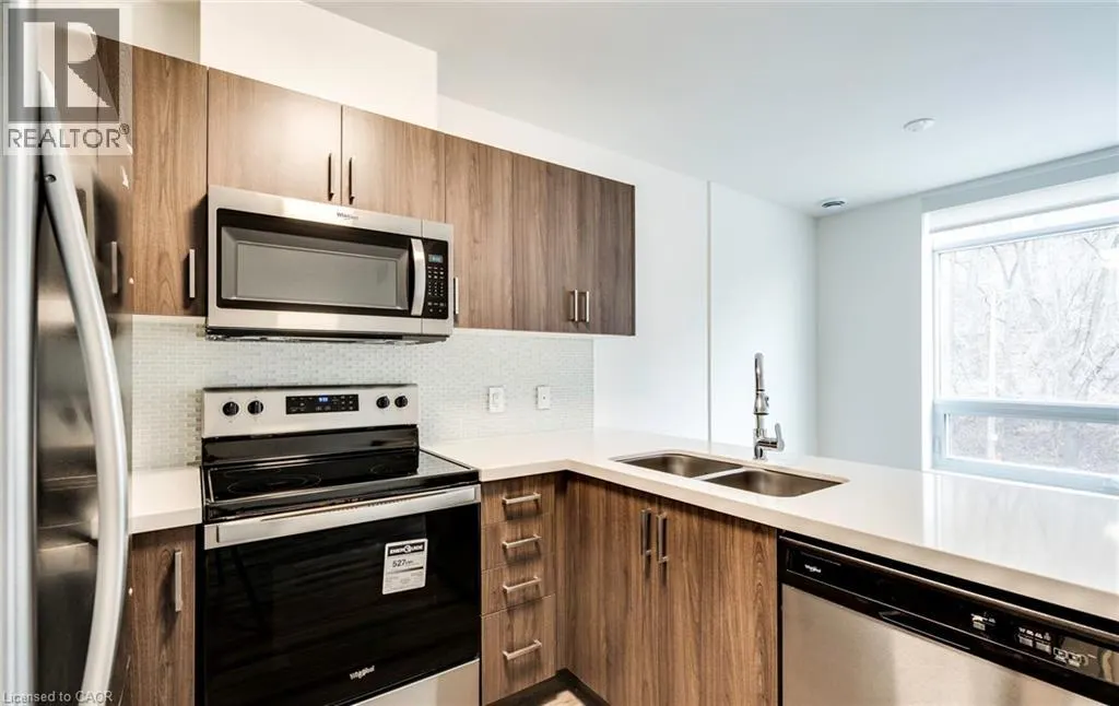 479 CHARLTON Avenue E Unit# 102, #102