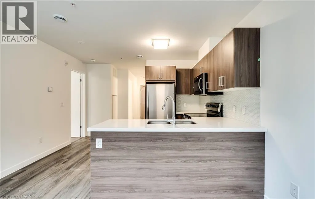 479 CHARLTON Avenue E Unit# 102, #102