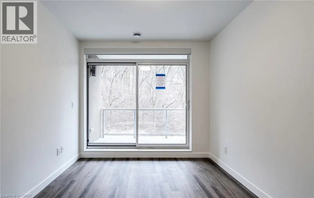 479 CHARLTON Avenue E Unit# 102, #102
