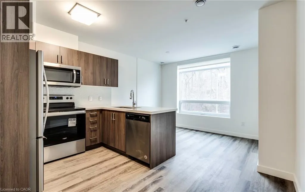 479 CHARLTON Avenue E Unit# 102, #102