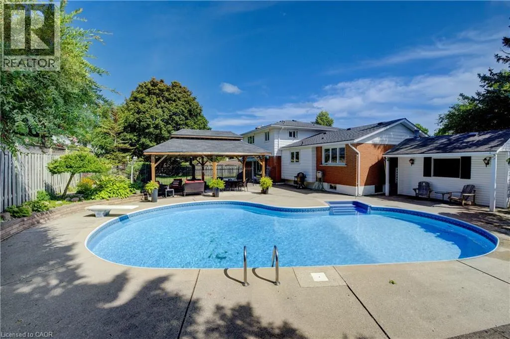 298 CREIGHTON Court