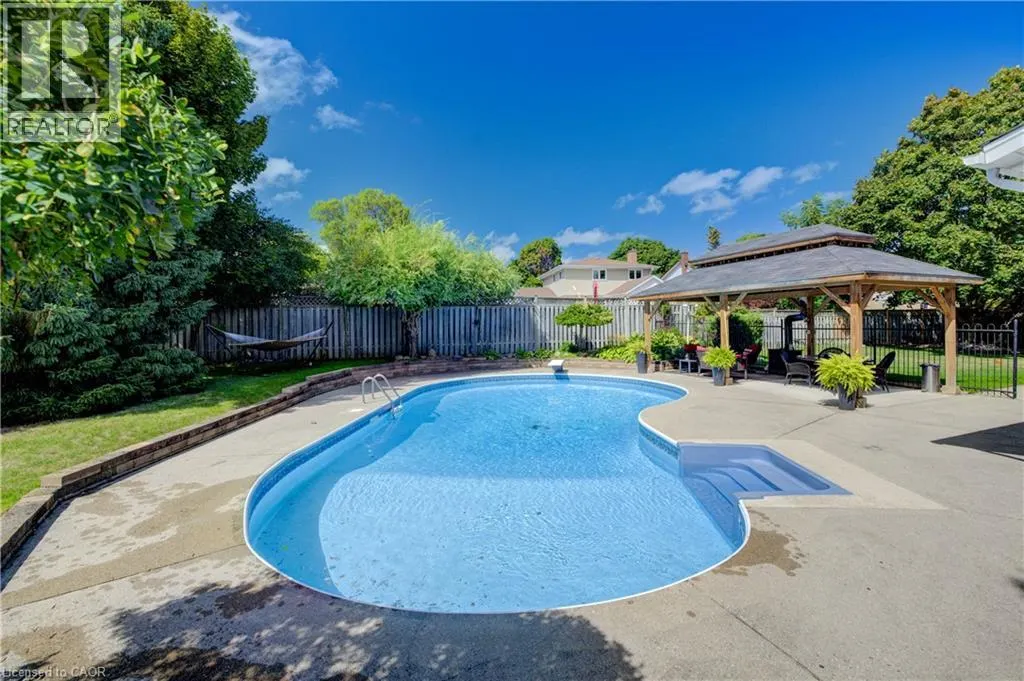 298 CREIGHTON Court