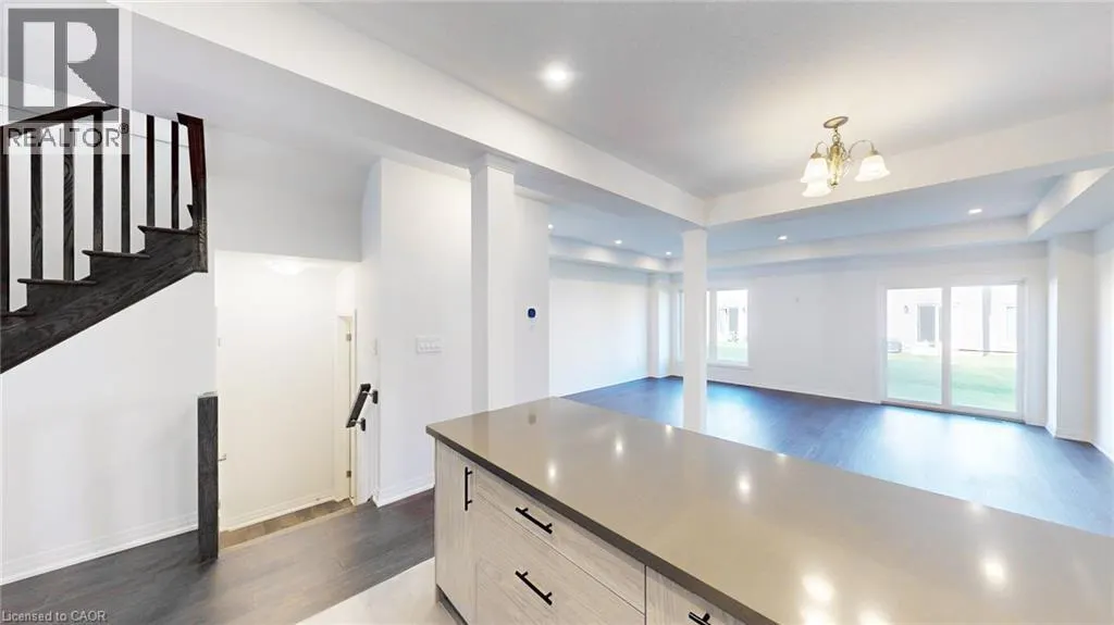 214 ROCKLEDGE Drive