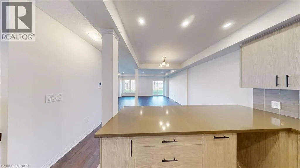 214 ROCKLEDGE Drive
