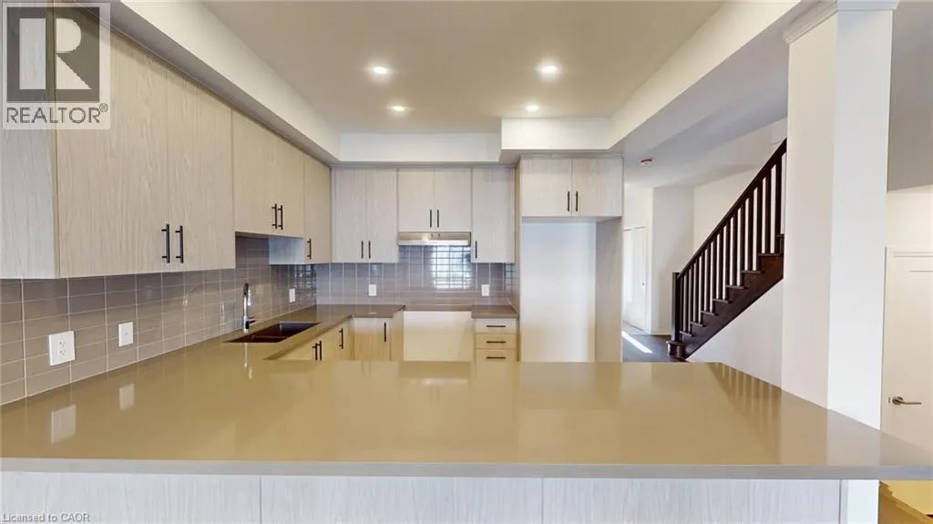 214 ROCKLEDGE Drive