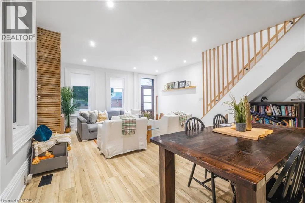 142 ELGIN Street