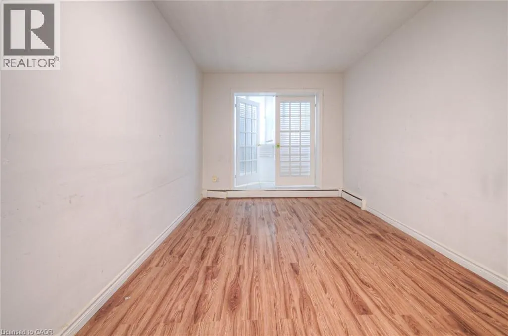 101 QUEEN Street S Unit# 102, #102